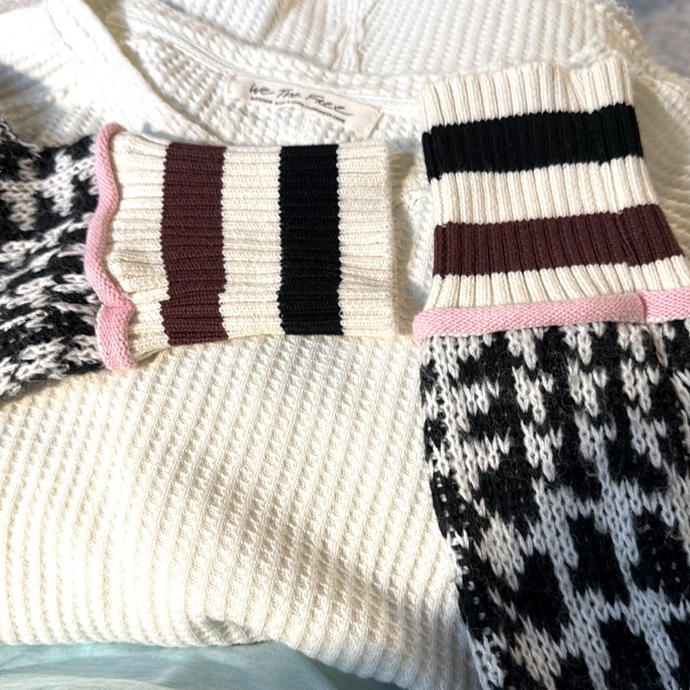 Free People Mod About You Cuff Raglan Pullover - Picture 5 of 9